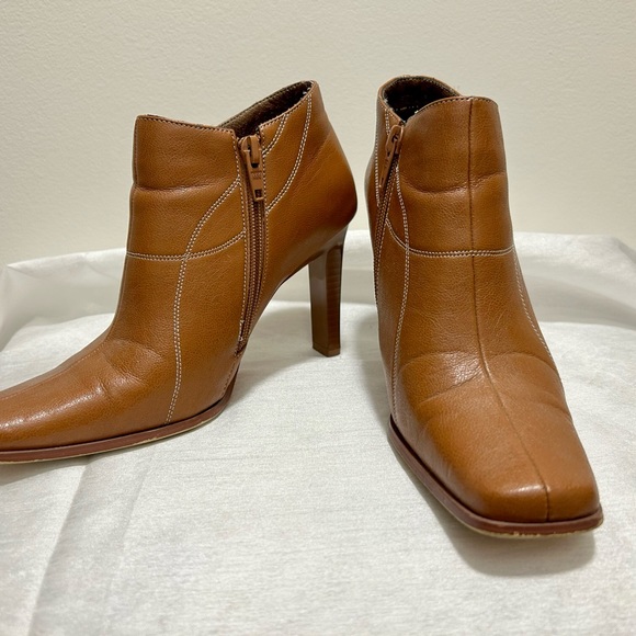 EUC- BWS short boots- Sz 5.5 - Picture 4 of 5